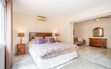 Property slide 20