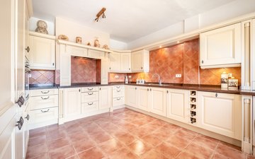 Property slide 16