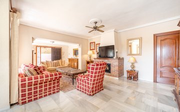 Property slide 10