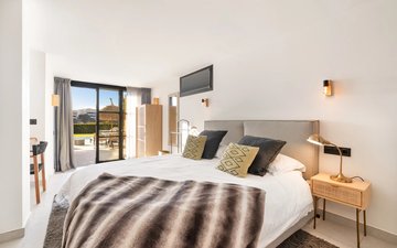 Property slide 15