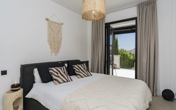Property slide 23