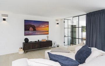 Property slide 17