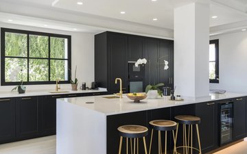 Property slide 10