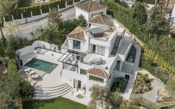 Property slide 21
