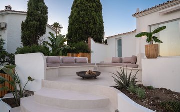 Property slide 25