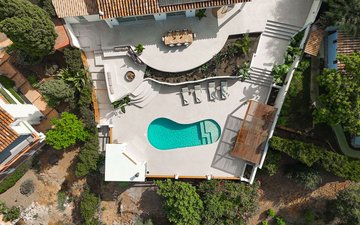 Property slide 30