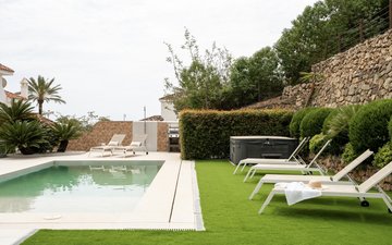 Property slide 4