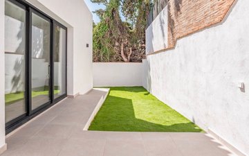 Property slide 17