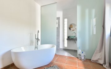 Property slide 21