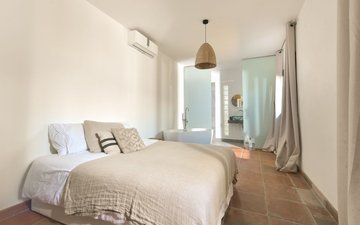 Property slide 20