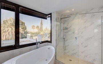 Property slide 14