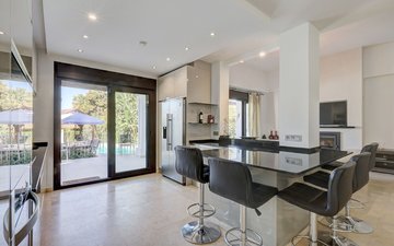 Property slide 6
