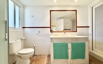 Property slide 14