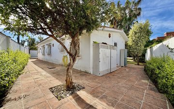 Property slide 35
