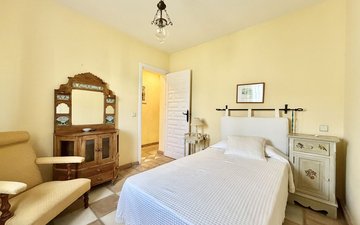 Property slide 29