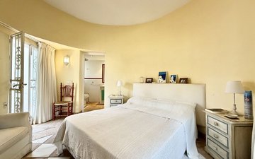Property slide 11