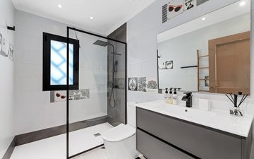 Property slide 18