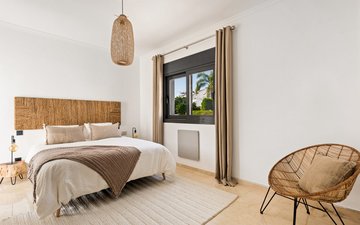 Property slide 24
