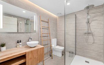 Property slide 20