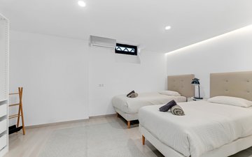 Property slide 28