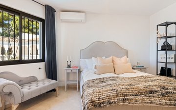 Property slide 20