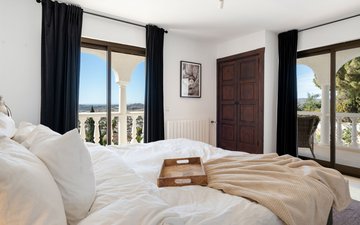 Property slide 16