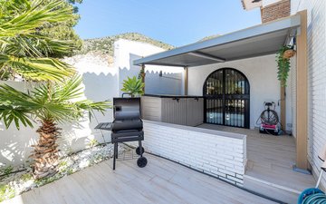 Property slide 27