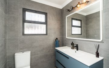 Property slide 20