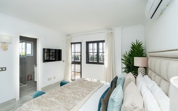 Property slide 22