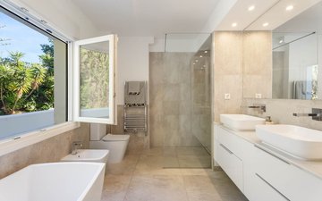 Property slide 16