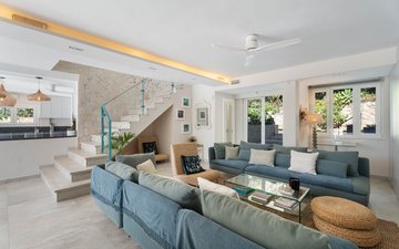 Property slide 8