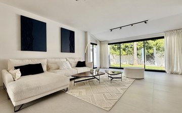 Property slide 7