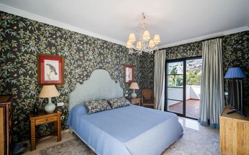 Property slide 21