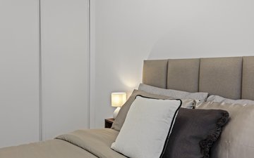 Property slide 22