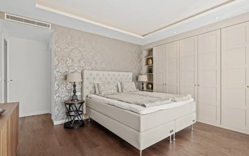 Property slide 15