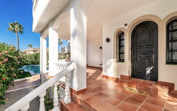 Property slide 16