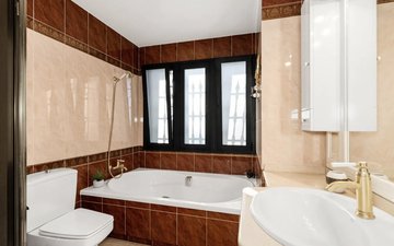 Property slide 10