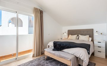 Property slide 21