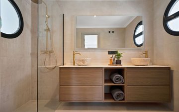 Property slide 25