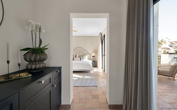 Property slide 21