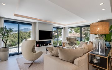 Property slide 7