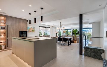 Property slide 10