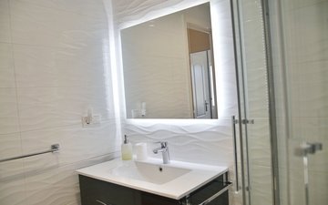 Property slide 25