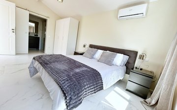 Property slide 35