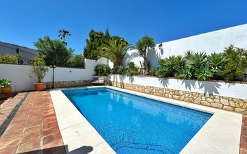 Property slide 43