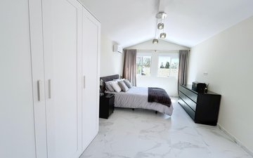 Property slide 34
