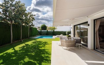 Property slide 33