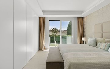 Property slide 18