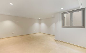 Property slide 40