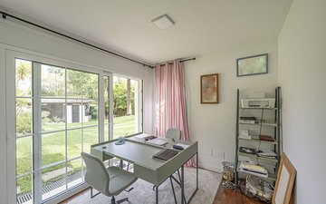 Property slide 25